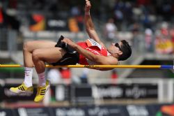 Salvador Cano, en el salto de altura (clase T13) del Mundial de Lyon 2013