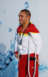 Miguel ngel Martnez con la medalla de plata en la prueba de 200 metros libre (S3) del Campeonato del Mundo de Natacin Paralmpica en Montreal, Canad.