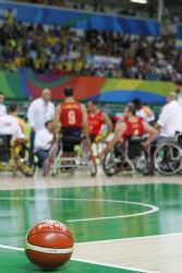 Imagen de un tiempo muerto en el Japn-Espaa (39-55) de la segunda jornada del torneo de baloncesto de los Juegos Paralmpicos de Rio
