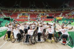La seleccin espaola de baloncesto celebra su pase a la gran final de los Juegos Paralmpicos de Rio 2016 tras superar a Gran Bretaa por 69-63