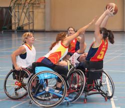 Entrenamiento de la seleccin espaola femenina, previo al Europeo de Baloncesto en Silla de Ruedas de Wetzlar (Alemania) 2007.