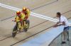 El ciclista Ignacio vila, junto al deportista de apoyo Joan Font, reciben el apoyo de su preparador durante la celebracin de la prueba de persecucin de la clase MB celebrada en la primera jornada de los Juegos Paralmpicos de Rio 2016.