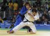Mnica Merenciano intenta una maniobra en su combate contra la japonesa Hirose Junko en la competicin de judo hasta 57 kilos