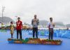 El deportista almeriense Jairo Ruiz, en el tercer cajn del podio de la prueba de triatlon de los Juegos Paralmpicos de Rio 2016
