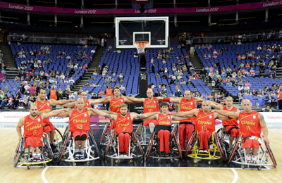 Jugadores del equipo de baloncesto espaol  en silla de ruedas