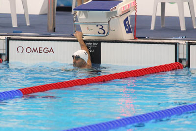 Sebastin Rodrguez en el agua tras finalizar la competicin