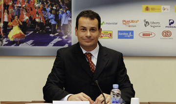 Jos Alberto lvarez, reelegido presidente de la FEDDF