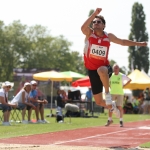 Xavier Porras, en la final del triple salto (clase T11) del Mundial de Lyon 2013.