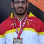 Kim López, con su medalla de oro en el lanzamiento de disco del Mundial de Lyon 2013.