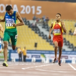 Deliber Rodríguez, al conseguir la medalla de bronce en la prueba de los 400 metros T20 en el Mundial de Atletismo de Doha 2015.