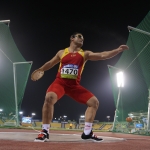 David Casinos, durante su participación en lanzamiento de disco F11 del Mundial de Atletismo Doha 2015.