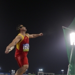 David Casinos, durante su participación en lanzamiento de disco F11 del Mundial de Atletismo Doha 2015.