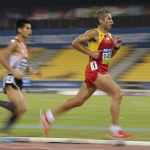 Alberto Suárez, durante la prueba de los 5000 metros T13 del Mundial de Atletismo Doha 2015.