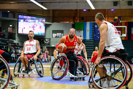 Asier García, en un partido del Mundial de Baloncesto en Silla de Ruedas de Hamburgo