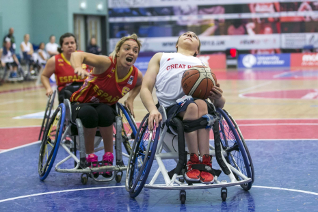 Sonia Ruiz, en una acción del España-Gran Bretaña del Europeo BSR 2015.