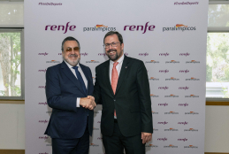 Miguel Carballeda y Raül Blanco tras la firma. Foto: Renfe