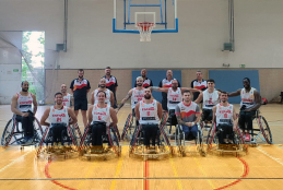 La selección masculina de baloncesto en silla de ruedas. Foto: FEDDF.