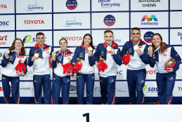 El relevo español de 4x100 estilos. Foto Simoni Castrovillari / IPC.