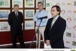 Alberto Jofre durante la presentaci�n