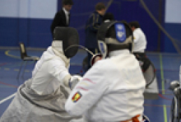 Competici&#243;n de esgrima