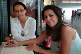 Ana Pastor y Teresa Perales firman la ILP