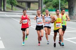 Abderrahman Ait y Alberto Surez, en el maratn del Mundial de Lyon 2013