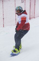 Astrid Fina en el primer entrenamiento oficial de snowboard cross.