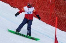 Aitor Puertas en el snowboard cross.