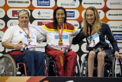 Teresa Perales podio del 50m espalda s5, Glasgow 2015