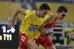 Gerard Descarrega y Marcos Blanquiño semis 400m T11 Mundial Atletismo Doha 2015