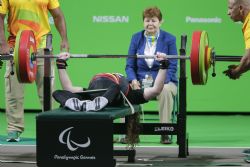 La deportista extremea Loida Zabala, durante la competicin de halterofilia en la categora hasta 50 kilos.