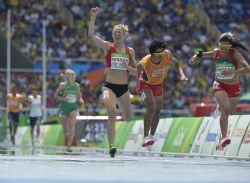 Izaskun Oss gana la medalla de bronce en su estreno en unos Juegos Paralmpicos en los 1500 metros de Ro 2016