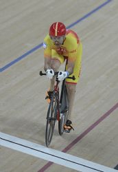 EL CICLISTA EN PISTA AMADADOR GRANADO MEN´S C1-2-3 1000M FINAL