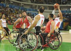 La seleccin espaola de BSR sufri su primera derrota de los Juegos Paralmpicos ante Turqua (65-68)