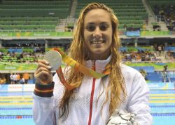 Sarai Gascon medalla de plata en la prueba 200m combinado individual femenino categora SM9