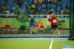 David Casinos consigue la medalla de bronce en lanzamiento de disco (38,58m)