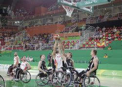 La seleccin masculina de baloncesto en silla de ruedas se clasifica para las semifinales tras derrotar a Alemania por 70-66