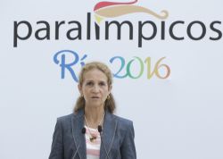 La infanta Elena se dirige a los asistentes durante un acto con patrocinadores celebrado en la penltima jornada de los Juegos Paralmpicos de Rio 2016