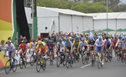 Salida ciclismo en ruta con la participacin de Juanjo Mndez, Maurice Far Eckhard, Eduardo Santas y Amador Granados. JJPP Ro 2016