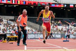 Xavi Porras participa en salto de longitud en el Campeonato del Mundo de Atletismo Paralmpico de Londres.