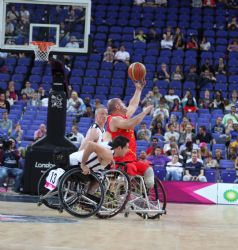 Partido clasificatorio entre el Equipo Paralmpico Espaol de baloncesto en silla de ruedas y Estados Unidos.