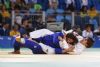 Mnica Merenciano trabaja una accin de suelo durante la competicin de judo hasta 57 kilos de los Juegos Paralmpicos de Rio 2016