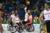 Asier Garca intenta un pase en el partido que enfrent a Espaa con Canad (80-46) en la primera jornada de BSR de los Juegos Paralmpicos de Rio.