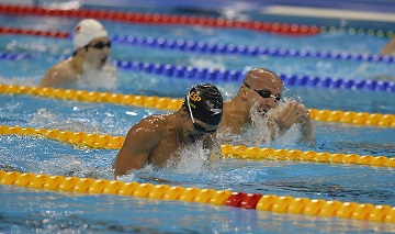 ISRAEL OLIVER ATRAPA SU SEGUNDO ORO, EL DE 200 ESTILOS