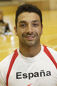 ROBERTO MENA PEREZ