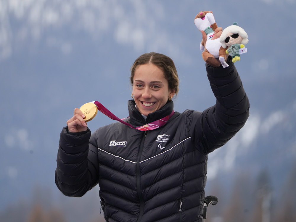 Audrey Pascual con la medalla de oro de la combinada