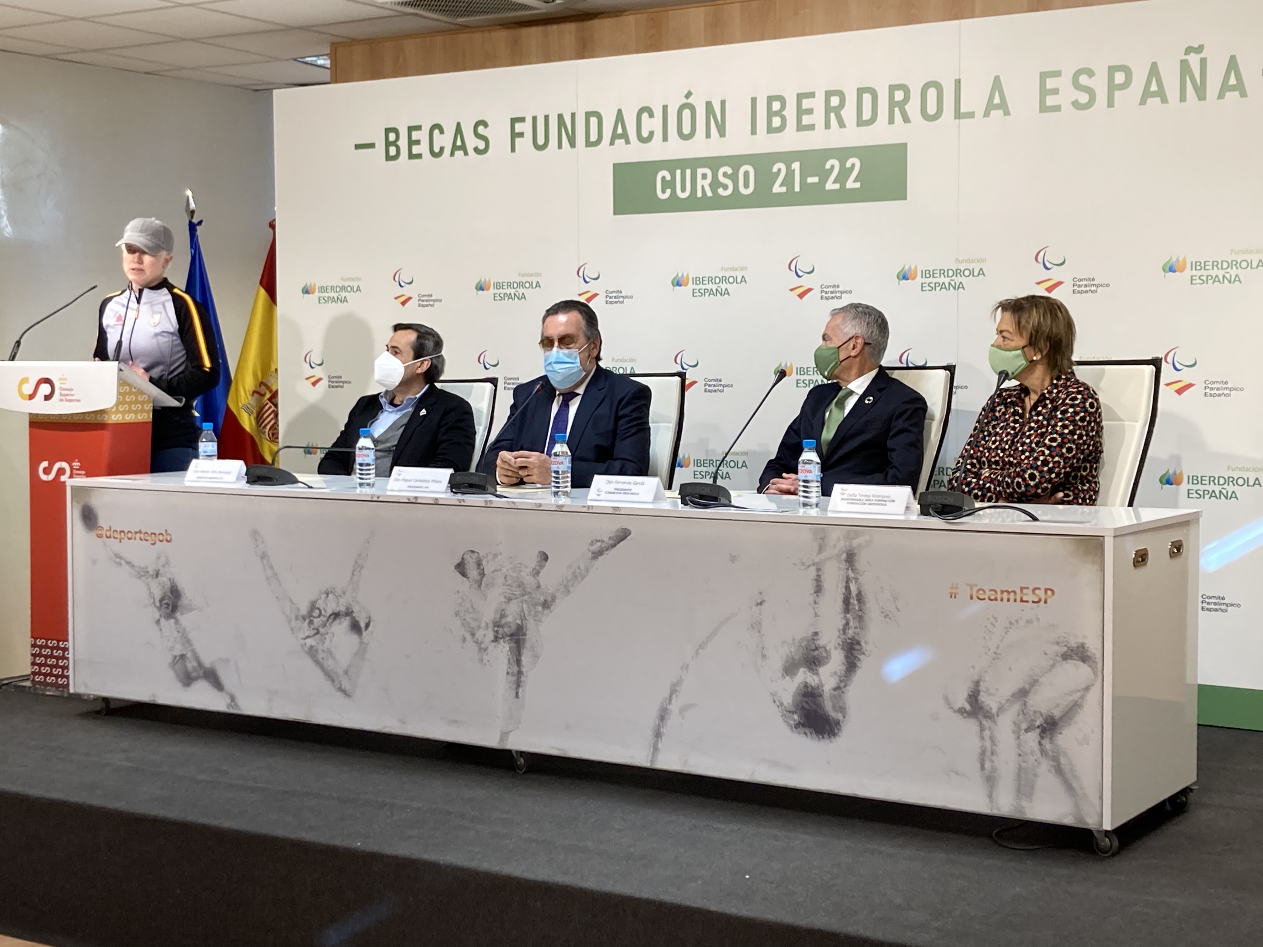 Entrega de becas del curso 2021/2022