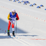 Pol Makuri llegando a la meta de la competición de sprint de esquí nórdico en los JJPP Pekín 2022 © Oliver Kremer 2022