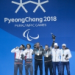 Imagen de Jon Santacana y Miguel Galindo reciben su medalla de plata en supercombinada en Pyeongchang 2018