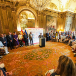 Recepción del equipo español en la embajada